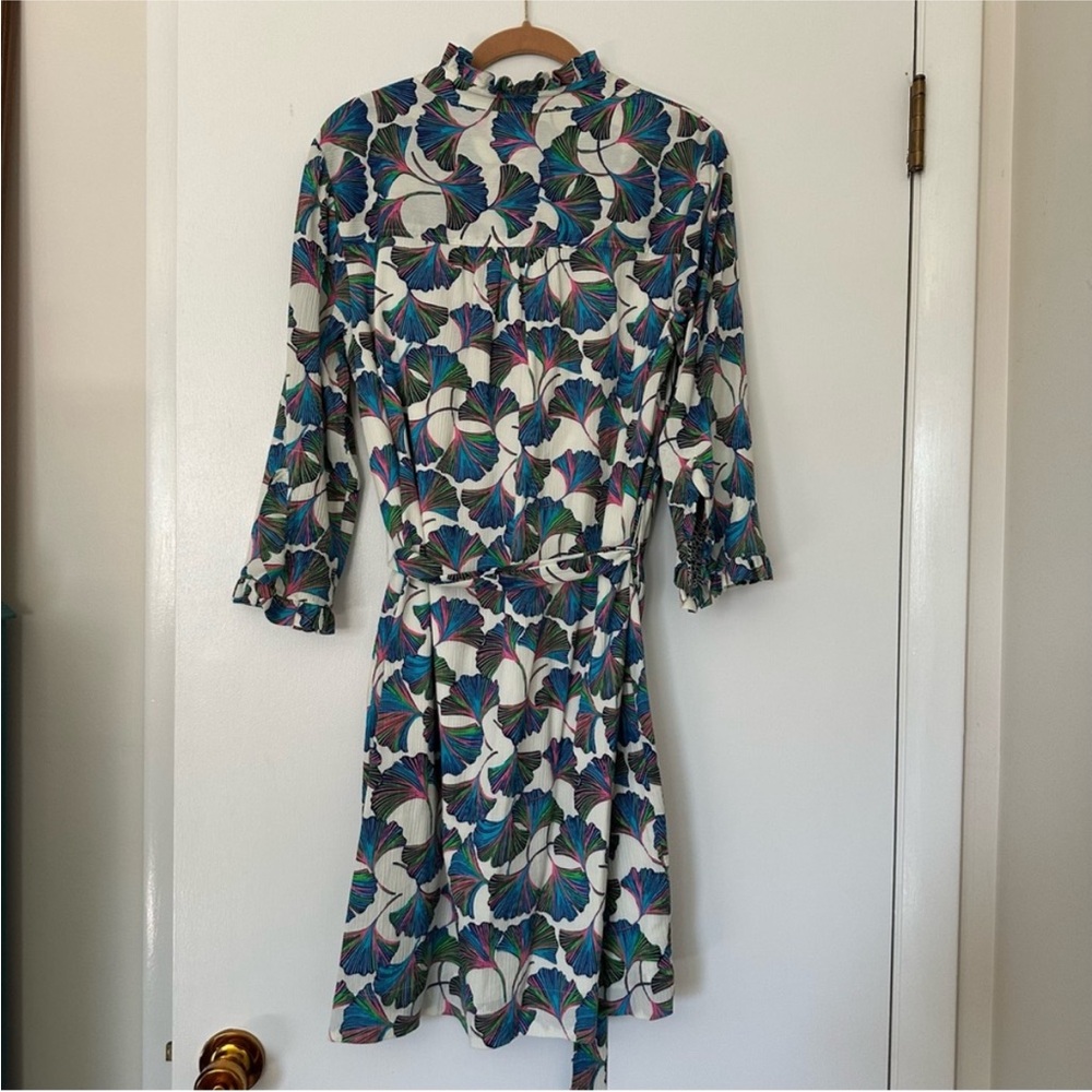Lilly Pulitzer White Dress with Blue, Green & Purple Leaf Print - Picture 2 of 5